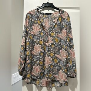 Tahari tunic